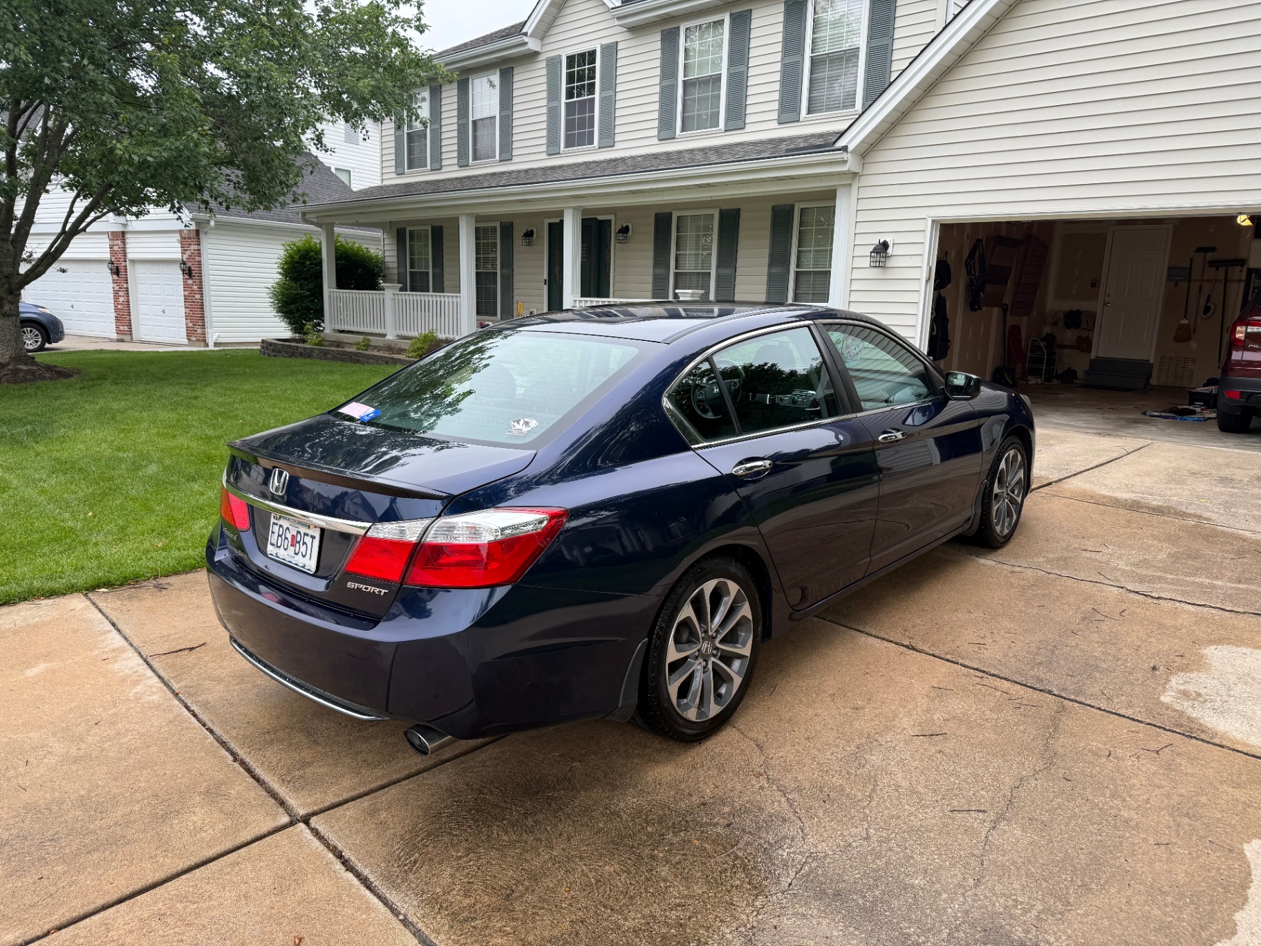 Honda Accord — photo 4