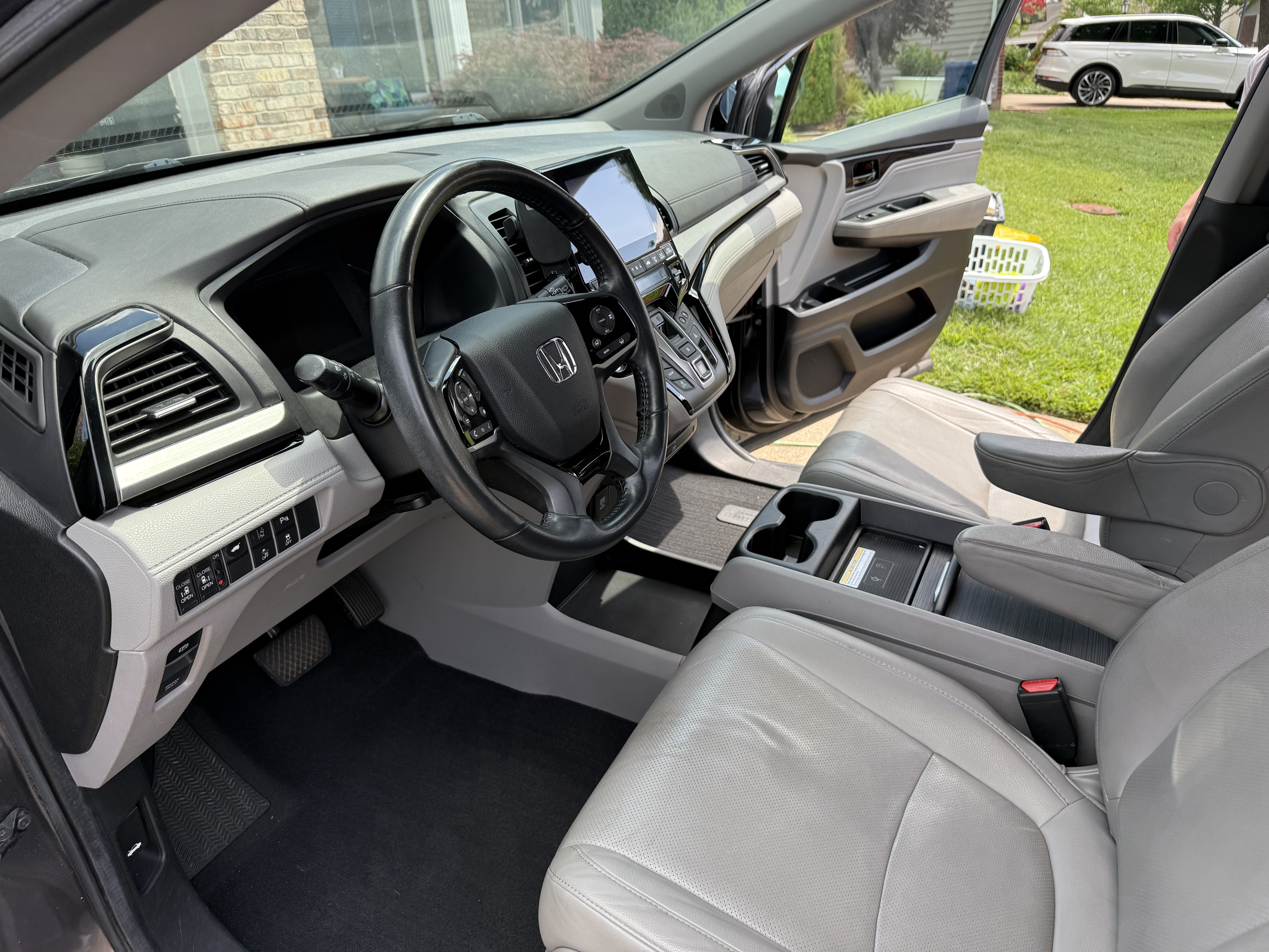 2020 Honda Odyssey — photo 4